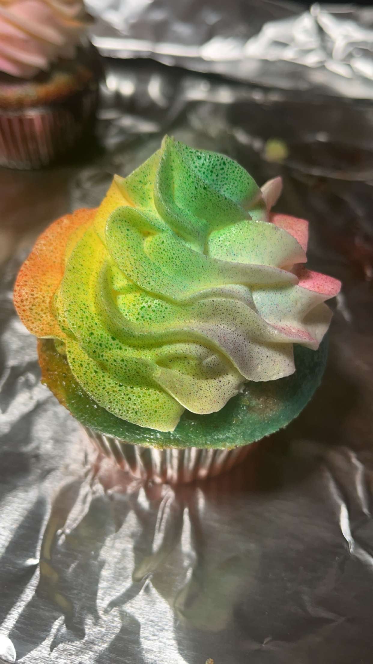 Unicorn Vanilla Rainbow Cupcake - 6 pack